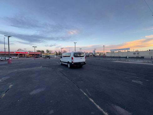 Used 2024 Ford Transit 350 XLT image 15