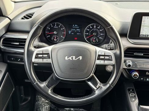 Used 2022 Kia Telluride EX image 13