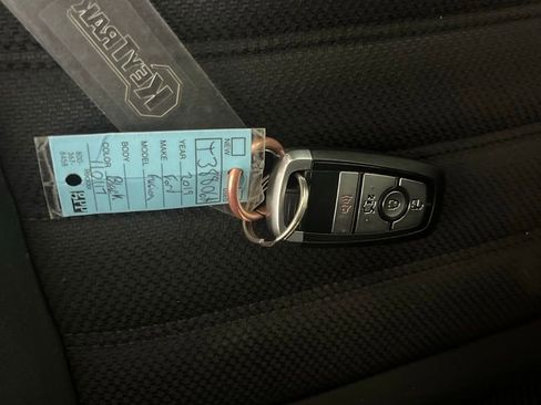 Used 2019 Ford Fusion SE FWD image 73