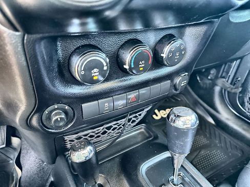 Used 2016 Jeep Wrangler Unlimited Sport w/ Quick Order Package 24S image 27