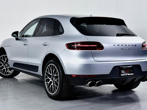 Used 2018 Porsche Macan S image 11