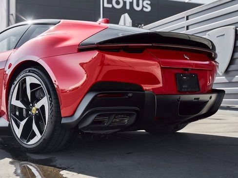 Used 2025 Ferrari 12Cilindri image 5