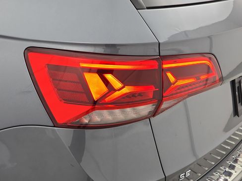 Certified 2024 Volkswagen Taos SE image 34