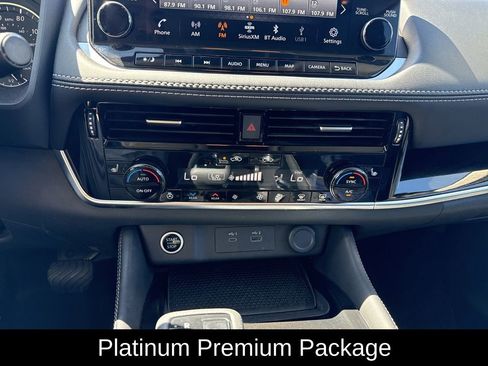 Used 2023 Nissan Rogue Platinum w/ Platinum Premium Package AWD/4WD image 20