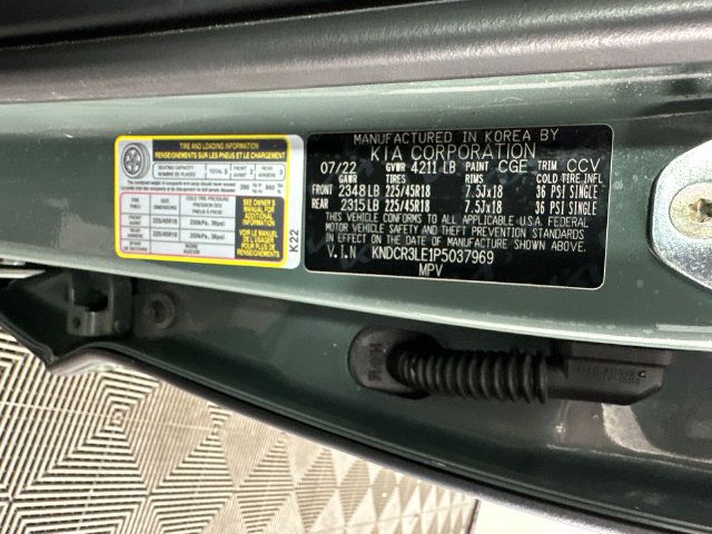 Used 2023 Kia Niro EX Touring FWD image 37