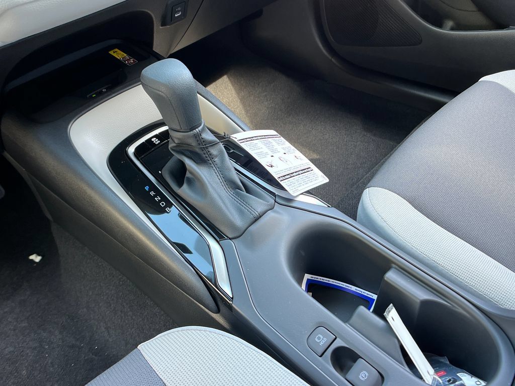 New 2026 Toyota Corolla LE w/ LE Premium Package FWD image 21