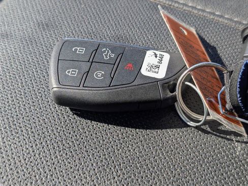 Used 2024 GMC Sierra 1500 SLT w/ SLT Premium Package image 21