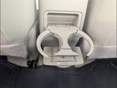 Used 2013 Toyota Corolla L image 19