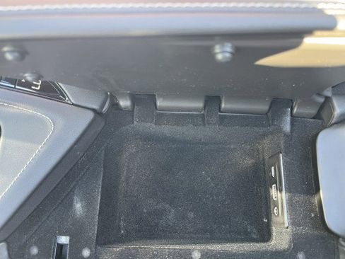 Certified 2022 Chevrolet Corvette Stingray Convertible w/ Battery Protection Package image 30