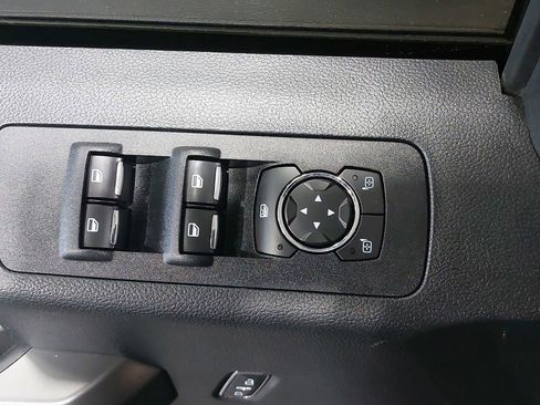 Used 2019 Ford F150 XLT w/ Equipment Group 302A Luxury AWD/4WD image 29