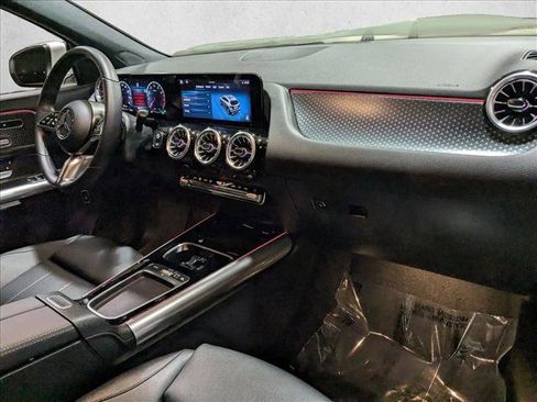 Certified 2025 Mercedes-Benz GLA 250 image 22