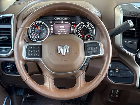 Used 2020 RAM 2500 Laramie AWD/4WD image 13
