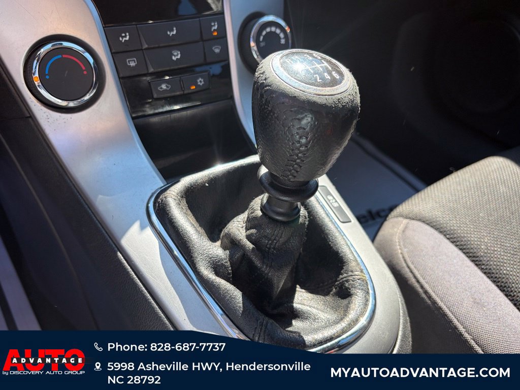 Used 2014 Chevrolet Cruze LT w/ RS Package FWD image 10
