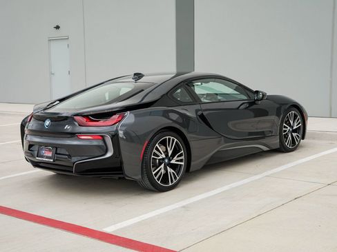 Used 2016 BMW i8 AWD/4WD image 7