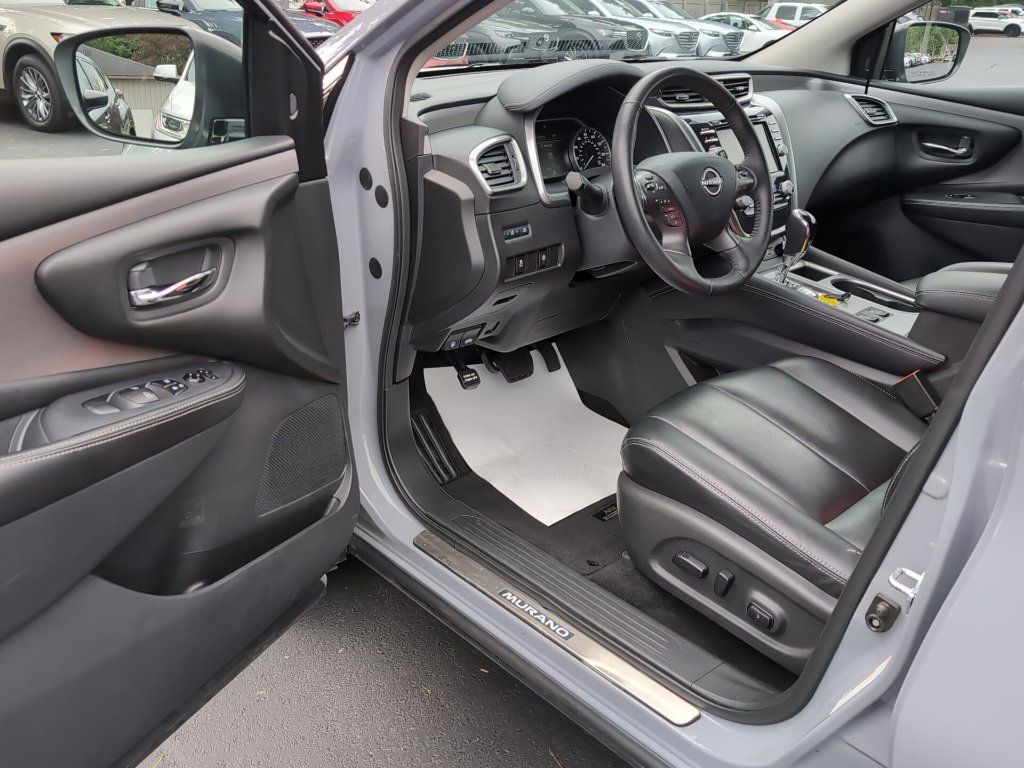 Used 2024 Nissan Murano SV w/ SV Midnight Edition Package AWD/4WD image 16