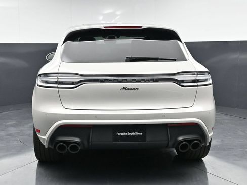 Used 2025 Porsche Macan AWD/4WD image 8