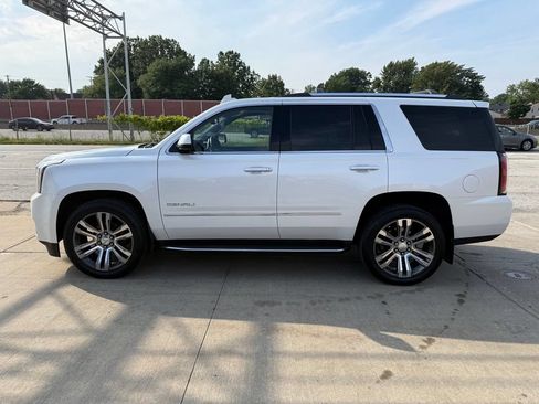 Used 2017 GMC Yukon Denali w/ Open Road Package AWD/4WD image 11