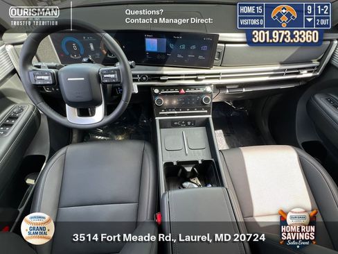 Used 2025 Hyundai Santa Fe SEL FWD image 16