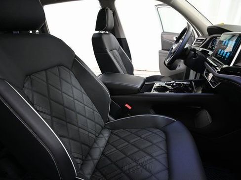 New 2026 Volkswagen Atlas SEL Premium R-Line AWD/4WD image 30