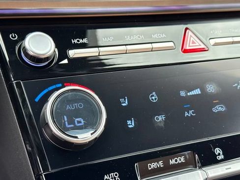 Used 2026 Hyundai Santa Fe Calligraphy FWD image 23