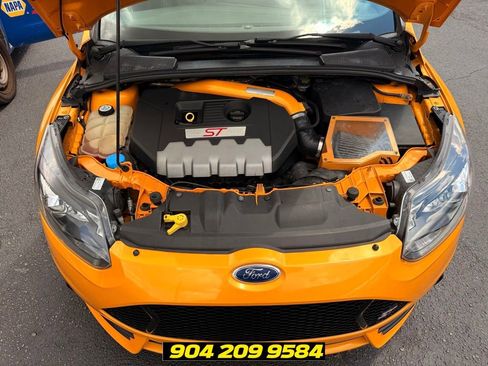Used 2013 Ford Focus ST FWD image 38
