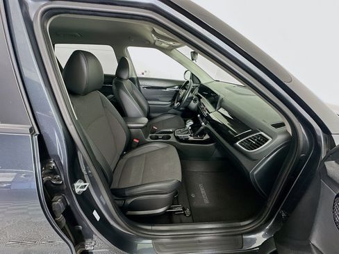 Used 2025 Kia Seltos S FWD image 31