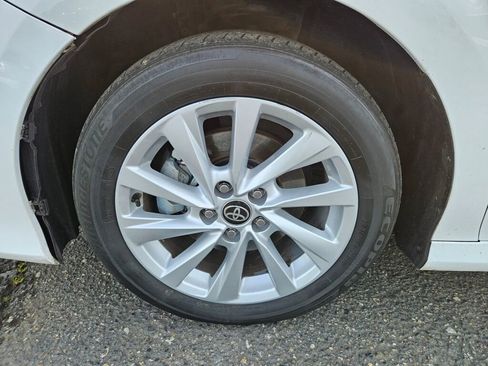 Used 2024 Toyota Camry LE image 8