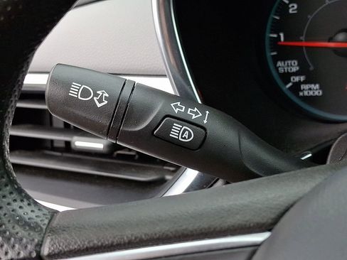 Certified 2023 Chevrolet Equinox LS w/ LPO, Floor Liner Package AWD/4WD image 25