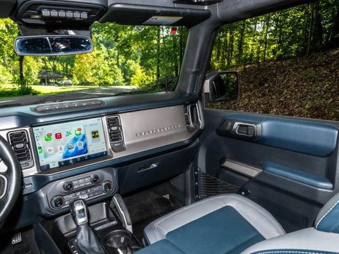 Used 2021 Ford Bronco First Edition AWD/4WD image 40