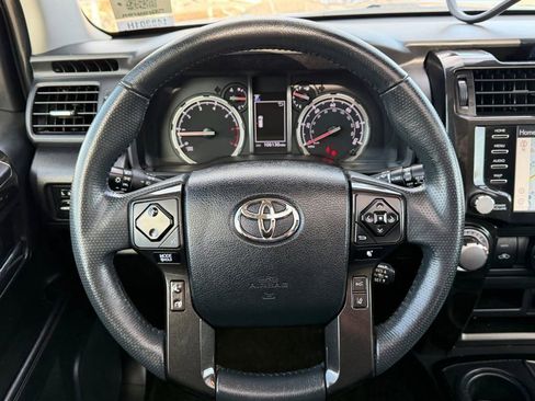 Used 2020 Toyota 4Runner TRD Off-Road Premium w/ Moonroof Package image 16