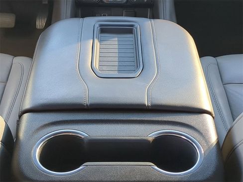 Used 2021 Chevrolet Tahoe LT w/ LT Signature Package image 20