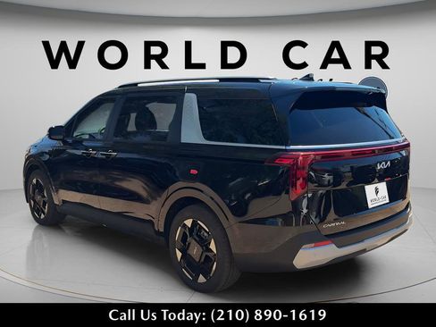 New 2026 Kia Carnival EX FWD image 4