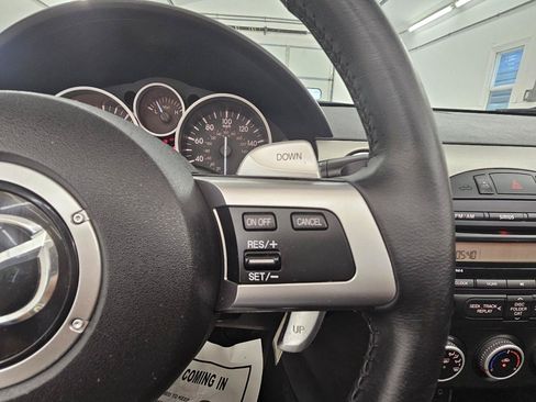 Used 2012 MAZDA MX-5 Miata Touring RWD image 15