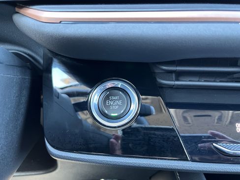 Used 2025 Buick Envision Sport Touring AWD/4WD image 19