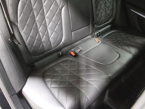 Used 2025 BMW X5 xDrive40i w/ Parking Assistance Package image 16