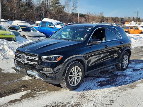 Used 2024 Mercedes-Benz GLE 450e 4MATIC image 3