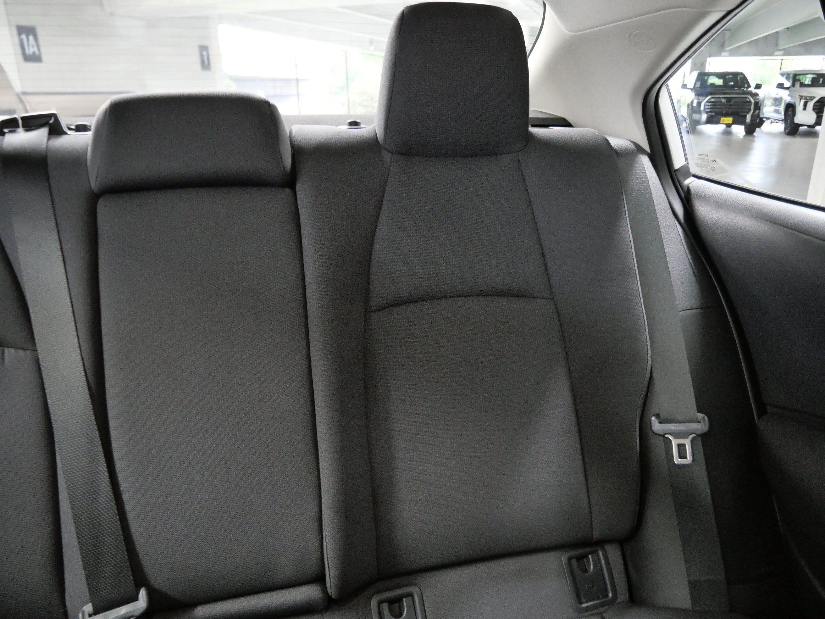 Certified 2025 Toyota Corolla LE FWD image 15
