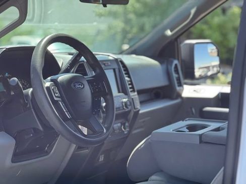 Used 2019 Ford F150 XLT AWD/4WD image 9