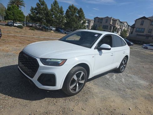 Used 2023 Audi Q5 2.0T Premium Plus w/ Premium Plus Package AWD/4WD image 7
