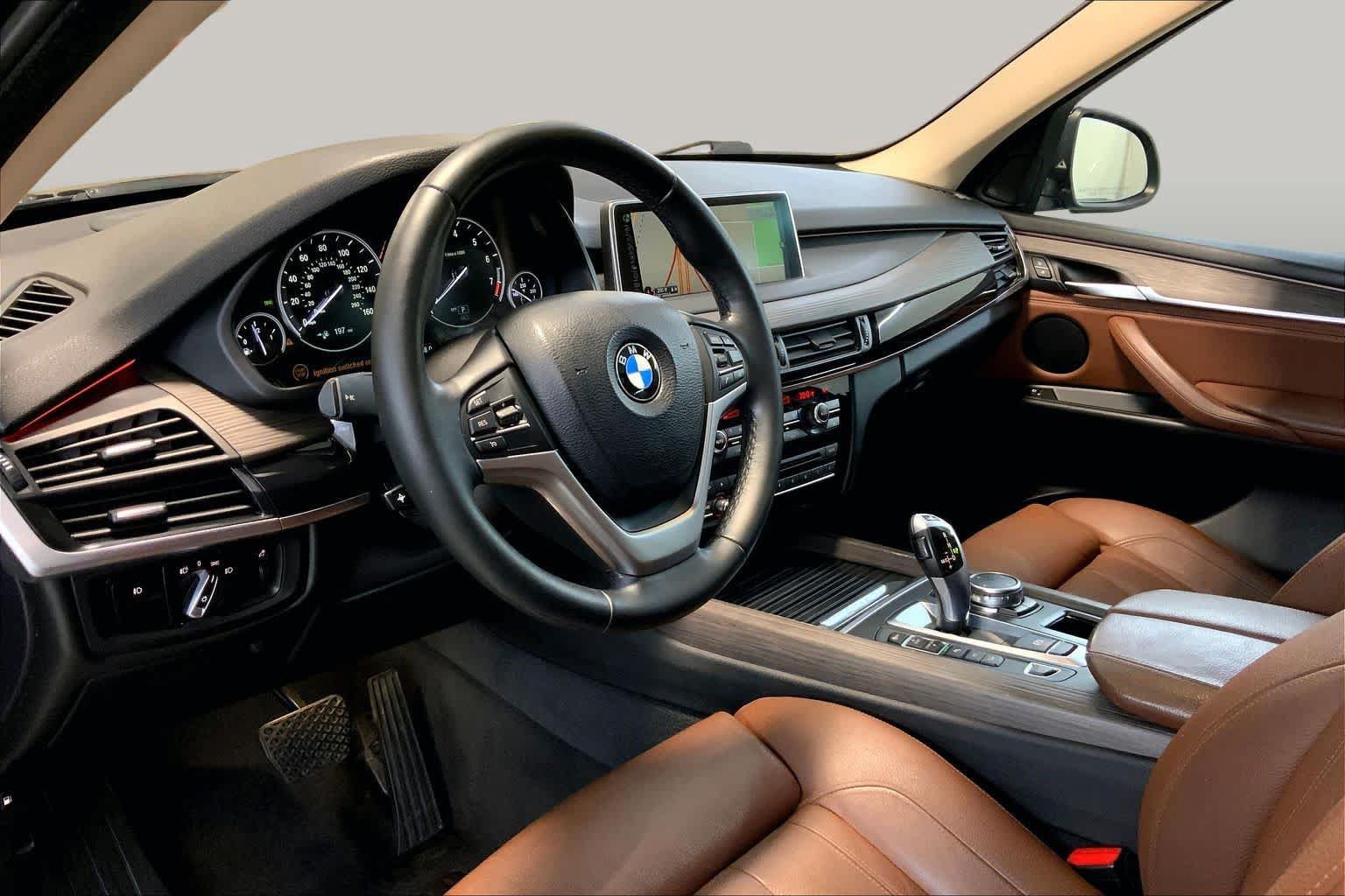 Used 2016 BMW X5 xDrive40e AWD/4WD image 17
