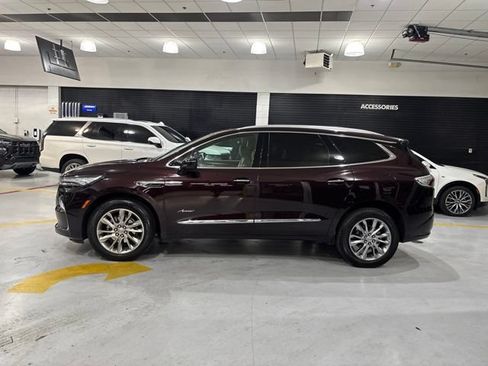 Used 2023 Buick Enclave Avenir w/ Avenir Technology Package AWD/4WD image 5