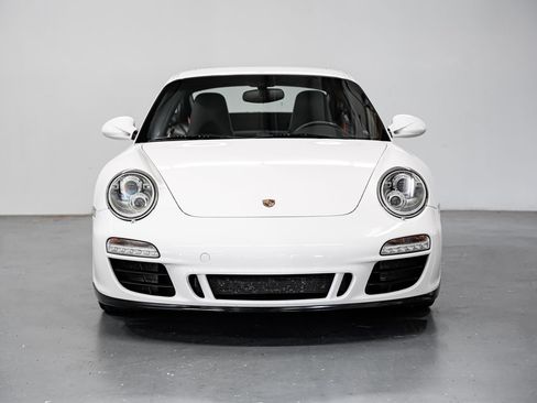 Used 2011 Porsche 911 Carrera GTS RWD image 6