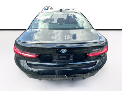 New 2026 BMW 330i Sedan w/ M Sport Package RWD image 5