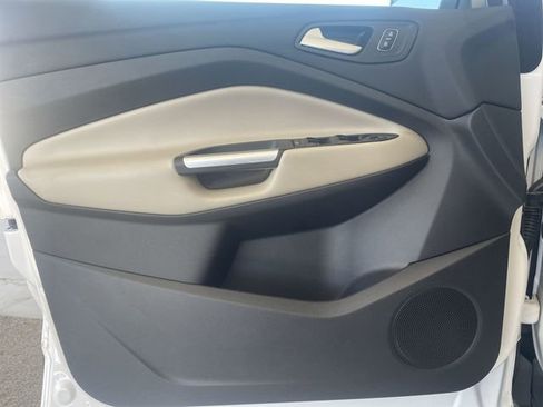 Used 2019 Ford Escape SEL FWD image 21