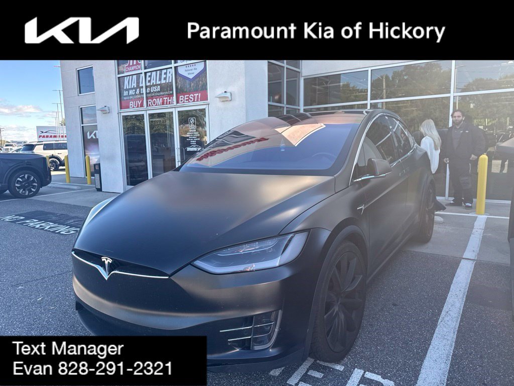 Used 2017 Tesla Model X 75D AWD/4WD image 4