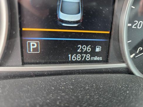 Used 2019 Nissan Sentra SV FWD image 6