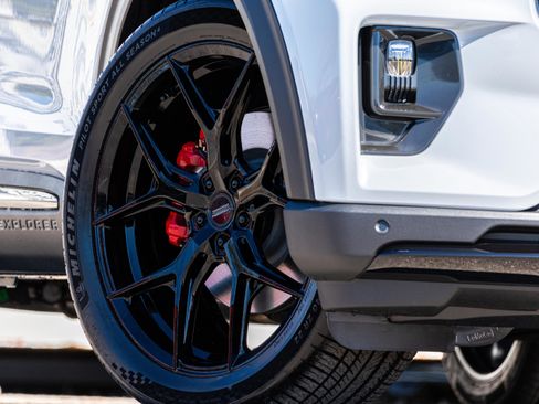 New 2026 Ford Explorer ST w/ Sun And Sound Package image 18