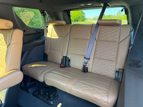 Used 2021 Cadillac Escalade Sport w/ Heavy-Duty Trailer Package image 13