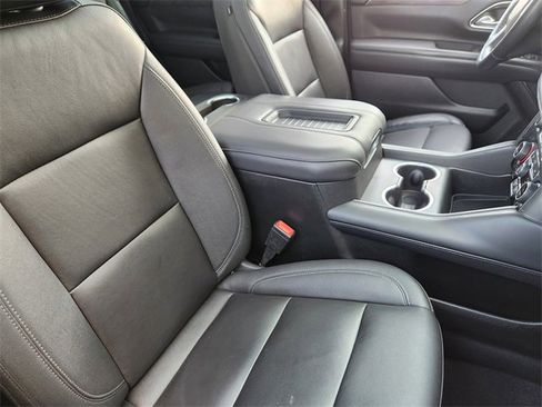 Certified 2022 Chevrolet Tahoe Z71 w/ Z71 Off-Road Package image 10