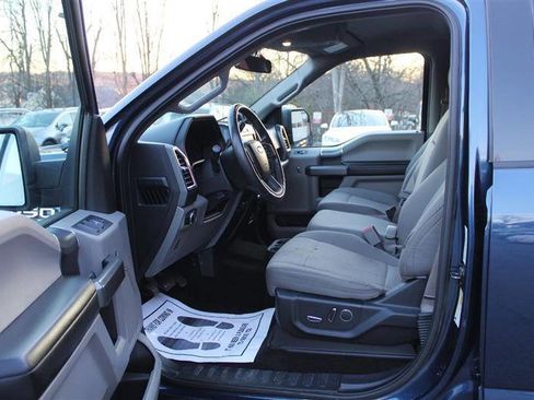 Used 2015 Ford F150 XLT w/ Equipment Group 302A Luxury image 10